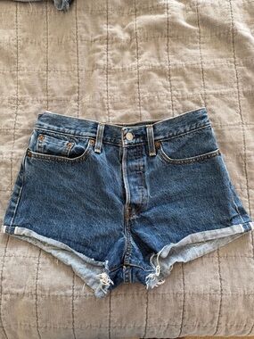 Levi's Blue High-Rise Rolled Hem Denim Shorts size 27
